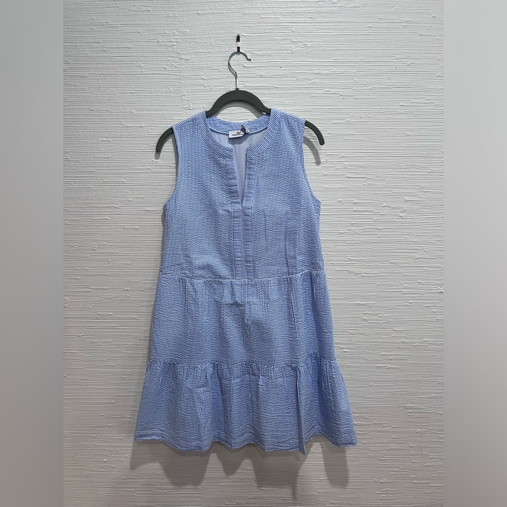 Vineyard Vines size small blue seersucker flounce dress